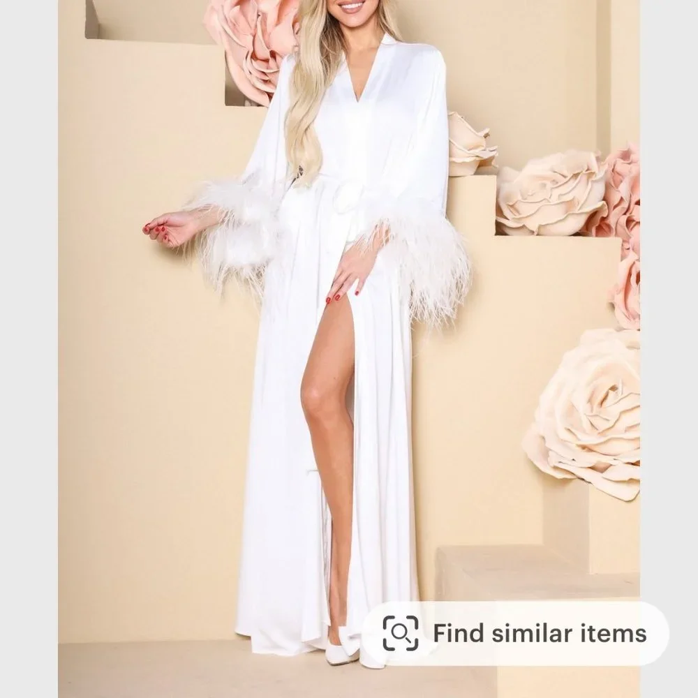 Bridal Robe - Picture 1 of 4